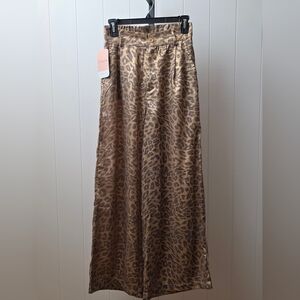 Millibon Leopard Wide Leg Pants Metallic Sheen NWT Size Small